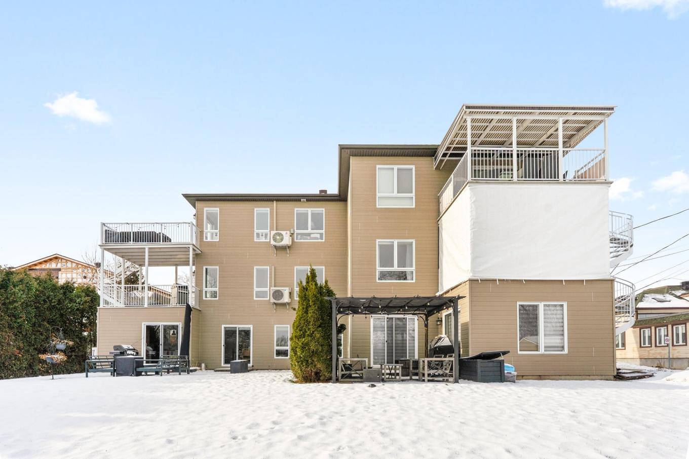 Face arrière - 3-354 Rue Notre-Dame, Charlemagne, QC - Outdoor