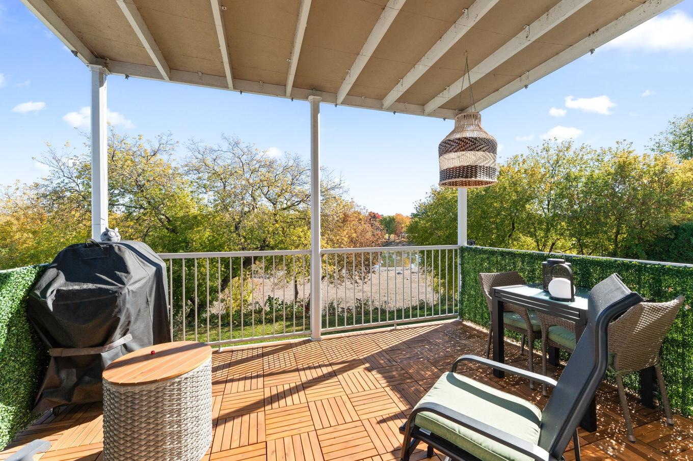 Terrasse - 3-354 Rue Notre-Dame, Charlemagne, QC - Outdoor With Exterior