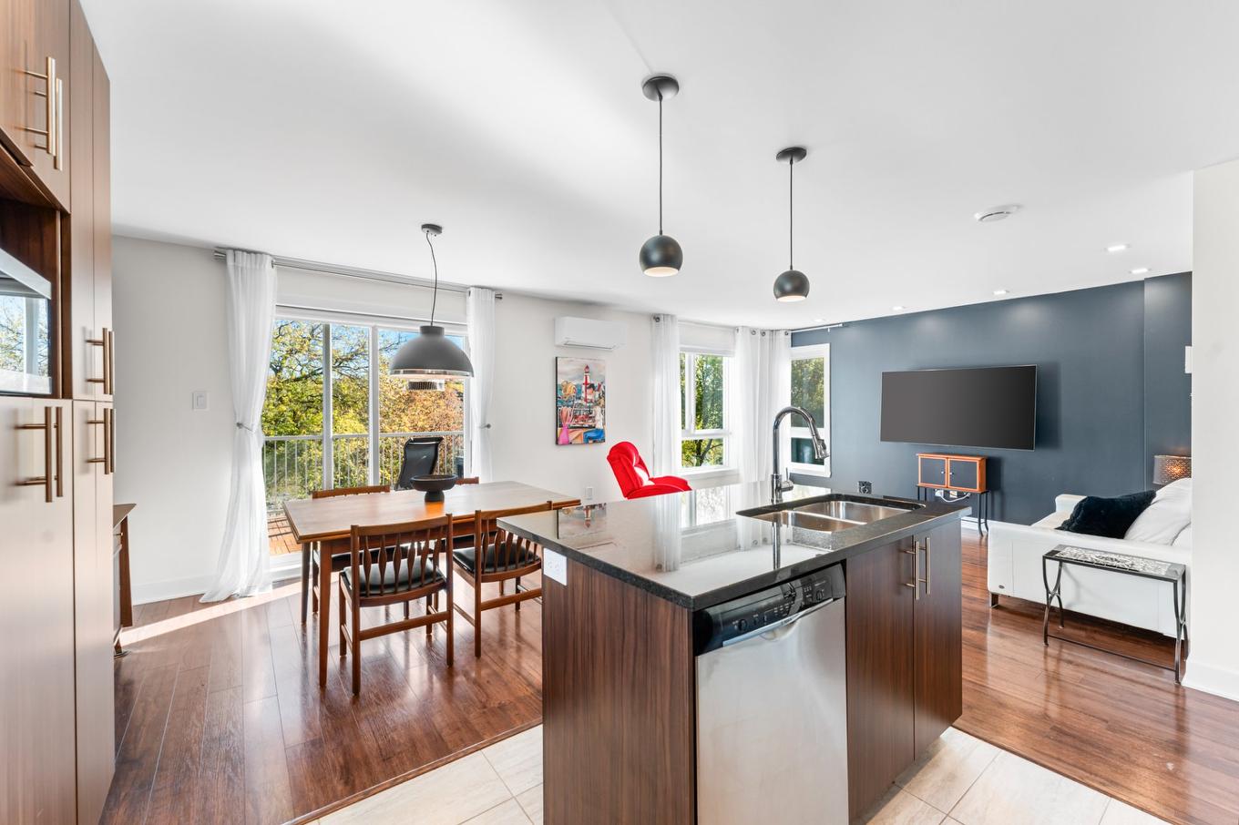 Cuisine - 3-354 Rue Notre-Dame, Charlemagne, QC - Indoor Photo Showing Kitchen With Double Sink
