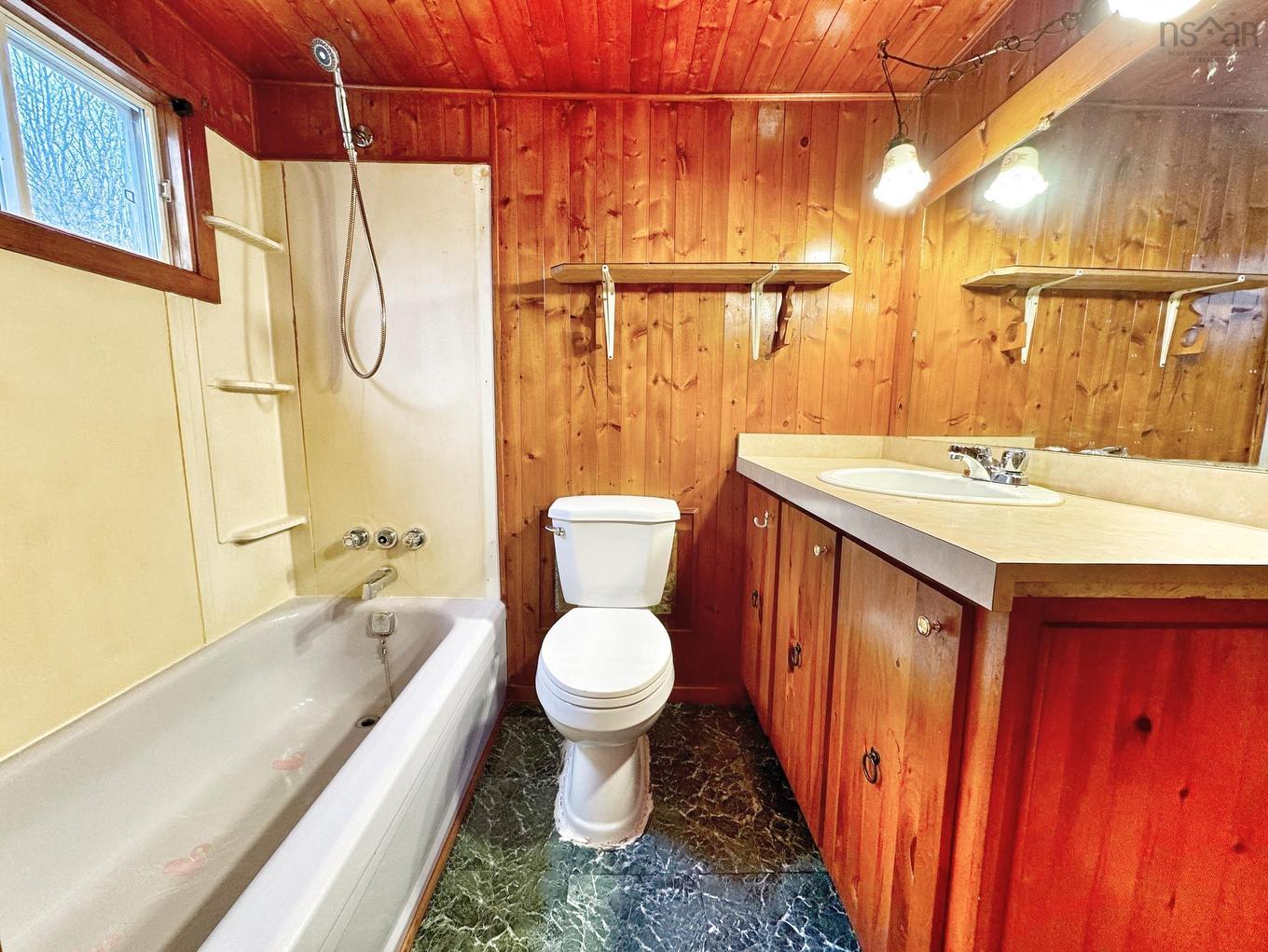 9932 Highway 201, South Farmington, NS