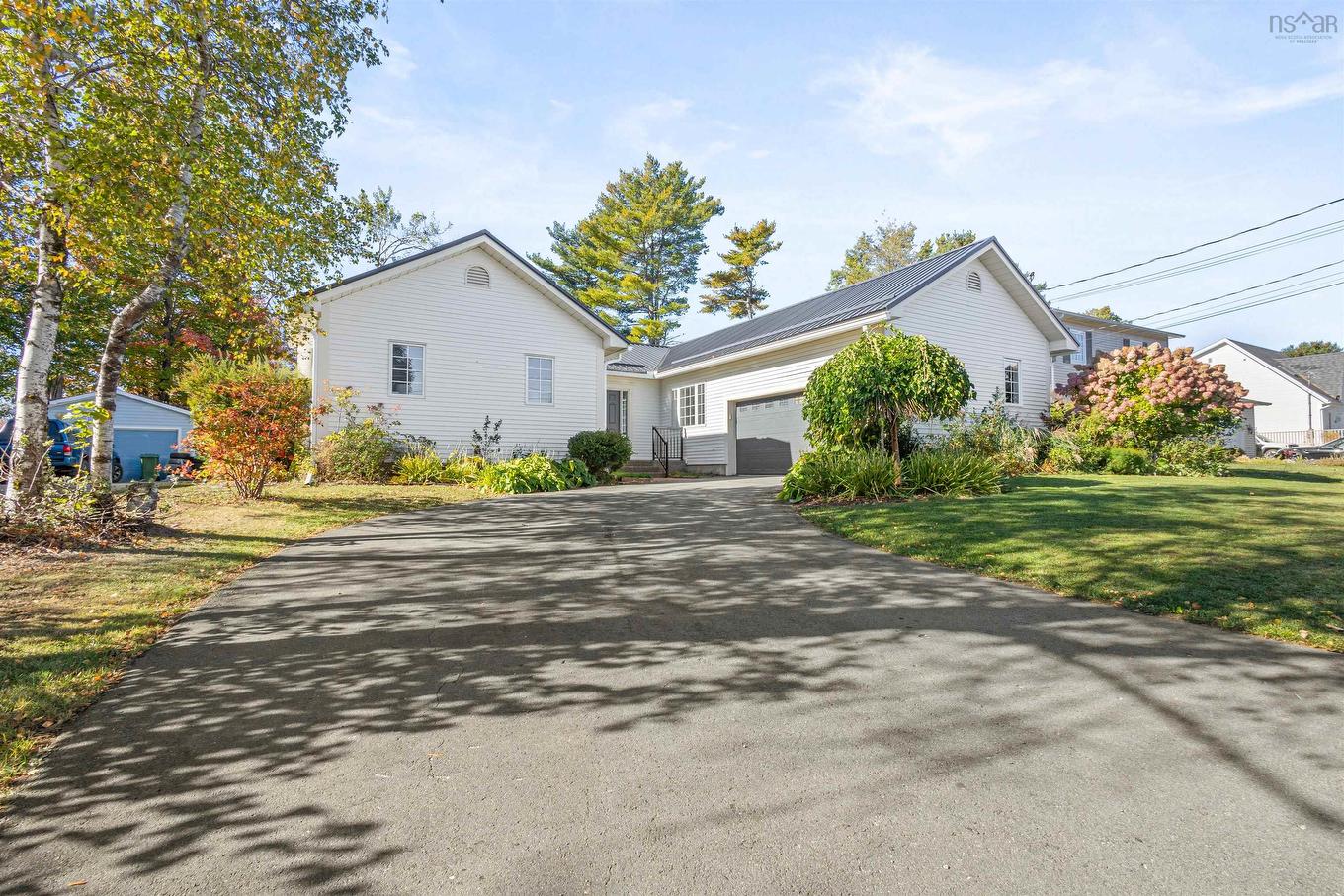 34 Sunset Drive, Bridgewater, NS