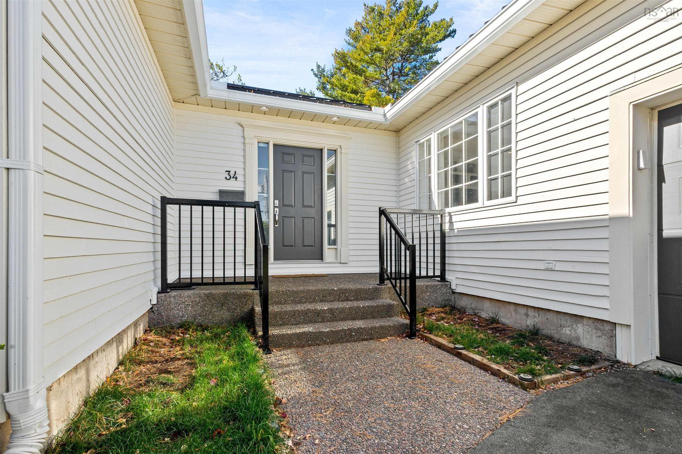 34 Sunset Drive, Bridgewater, NS