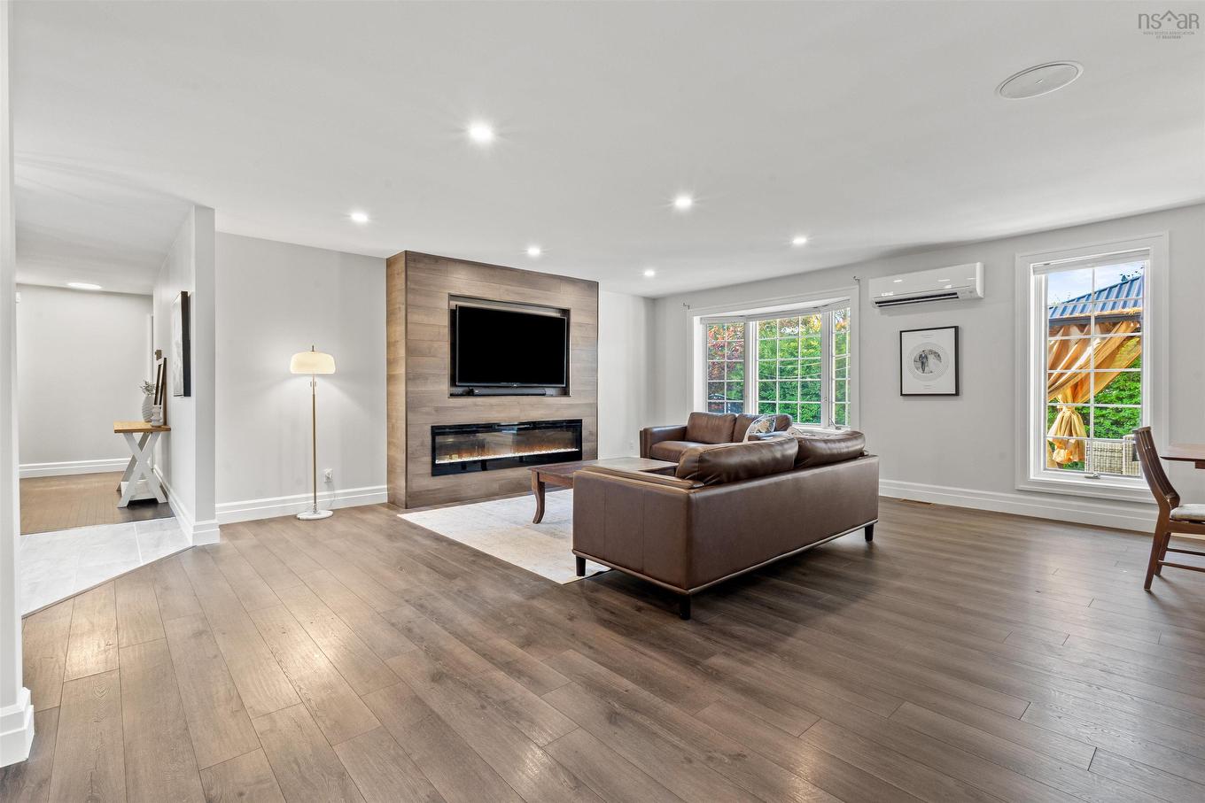 34 Sunset Drive, Bridgewater, NS