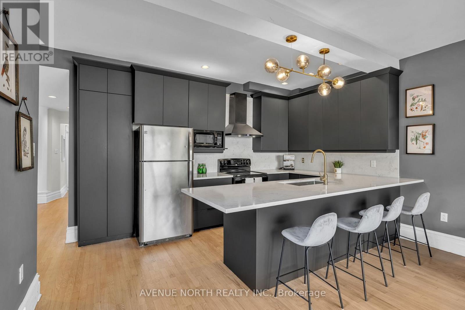 501 Edgeworth Avenue, Ottawa, ON - Indoor Photo Showing Kitchen
