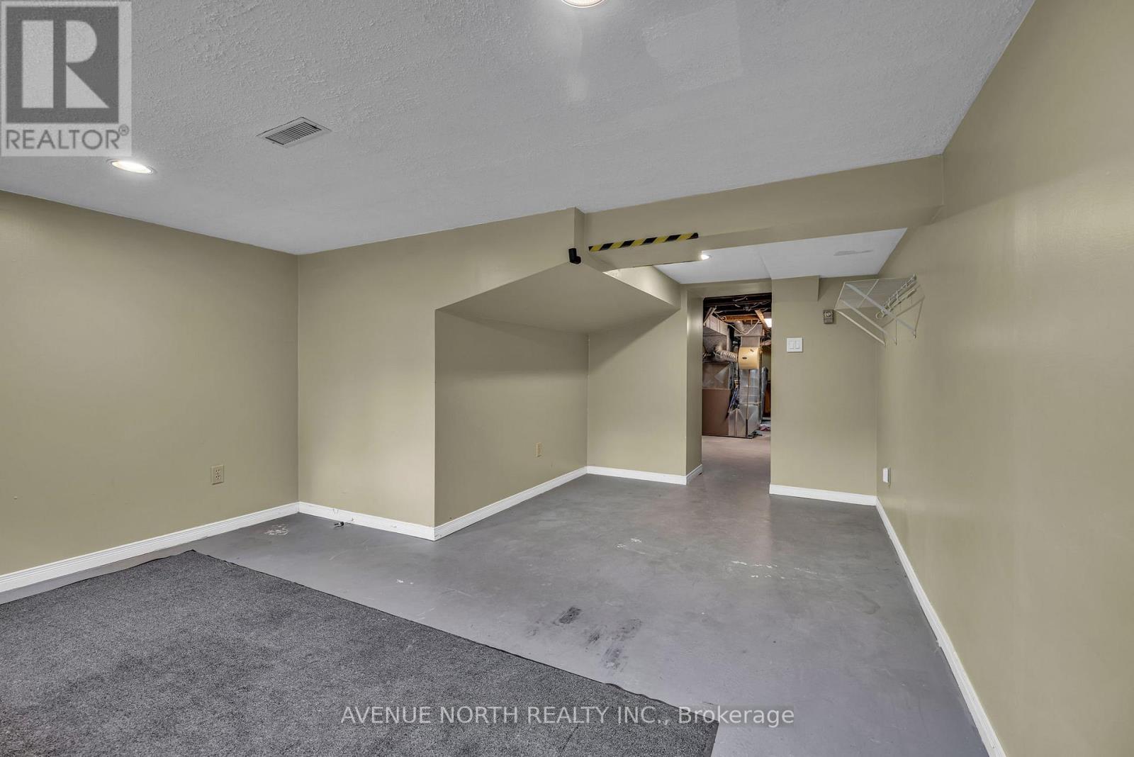 501 Edgeworth Avenue, Ottawa, ON - Indoor Photo Showing Other Room