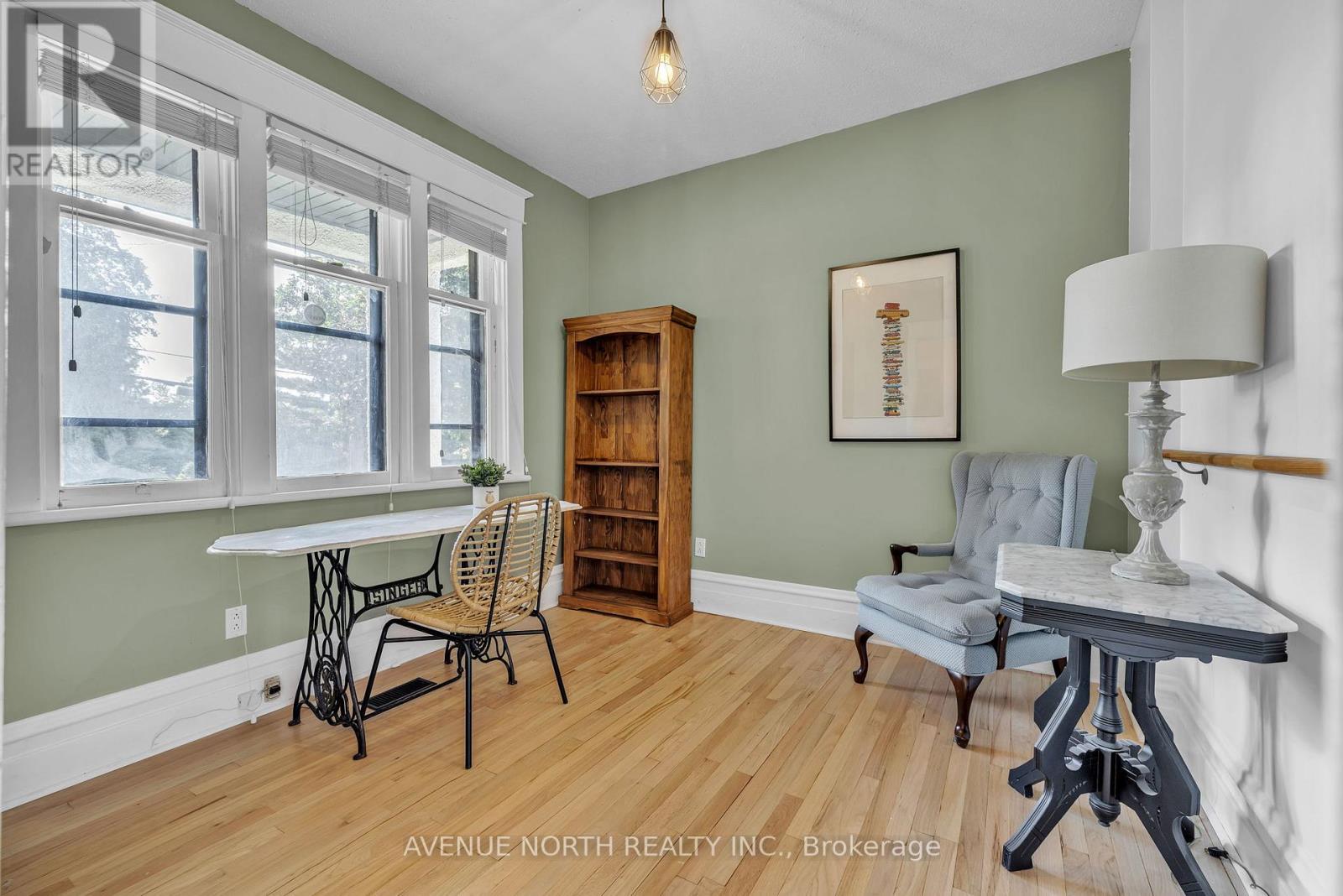 501 Edgeworth Avenue, Ottawa, ON - Indoor