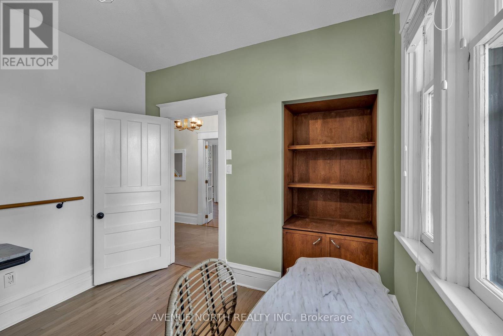 501 Edgeworth Avenue, Ottawa, ON - Indoor