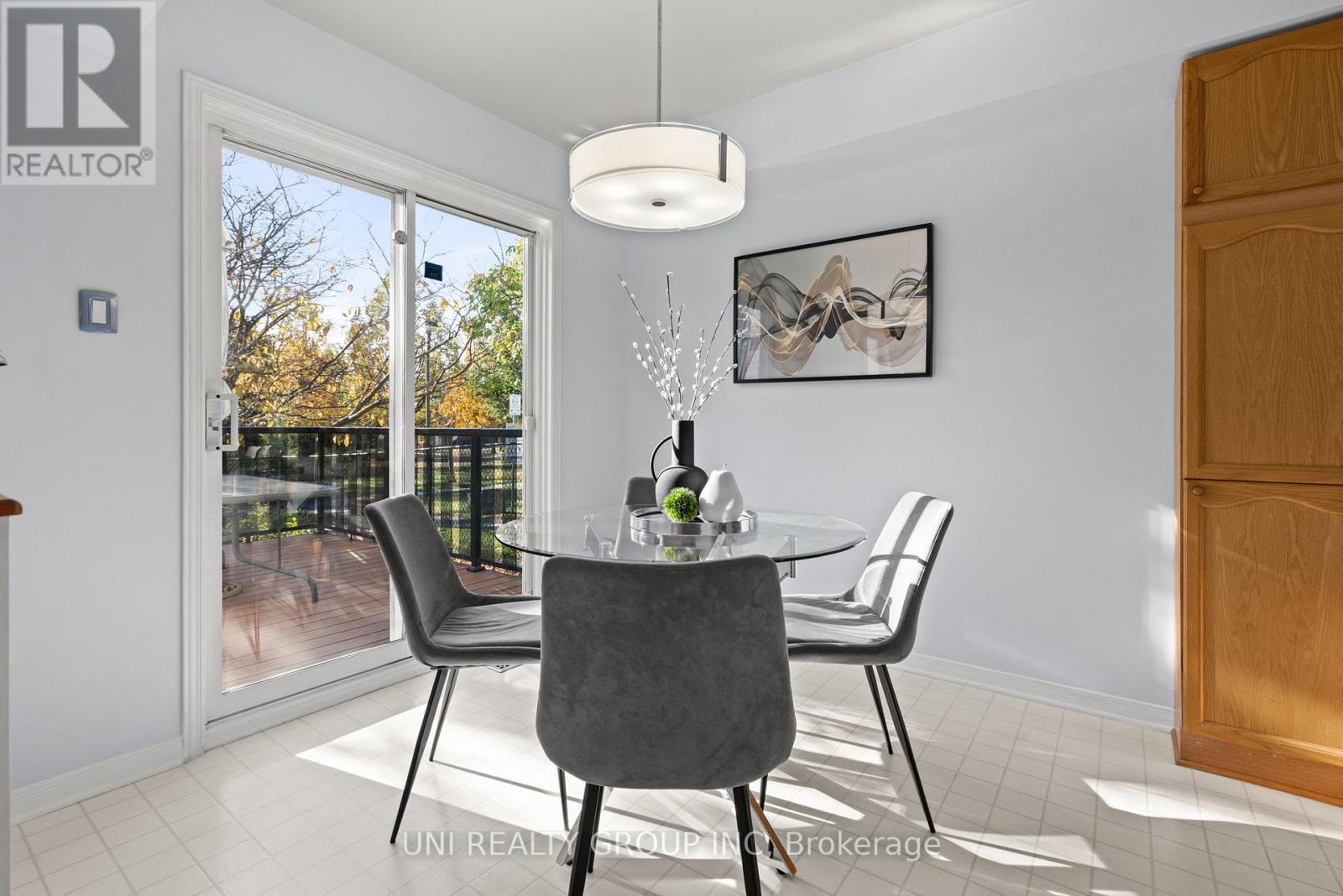1720 Jobin Crescent, Ottawa, ON - Indoor Photo Showing Dining Room