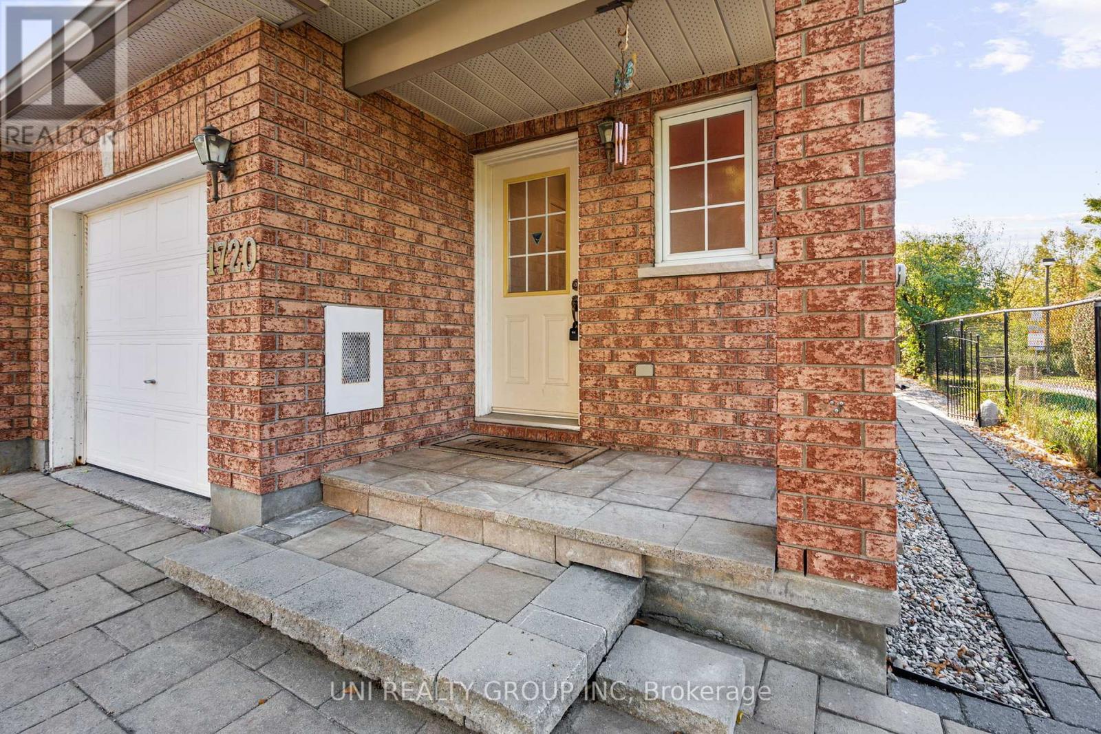 1720 Jobin Crescent, Ottawa, ON - Outdoor With Exterior