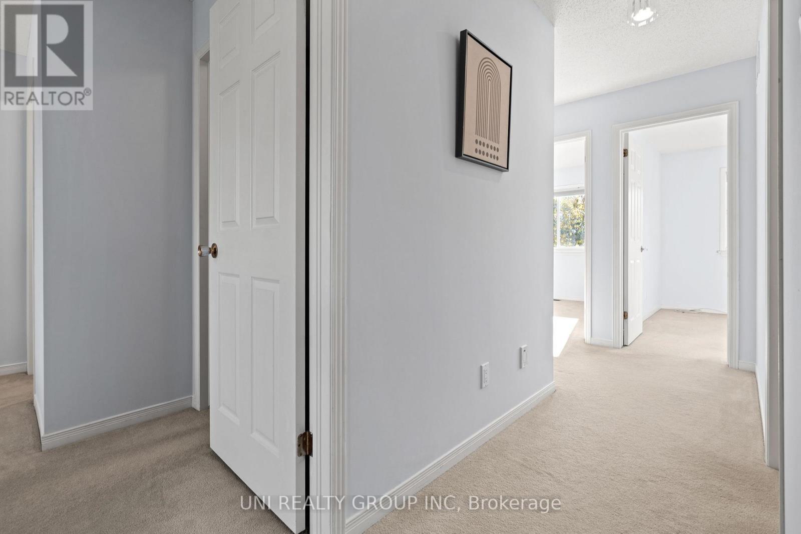 1720 Jobin Crescent, Ottawa, ON - Indoor Photo Showing Other Room