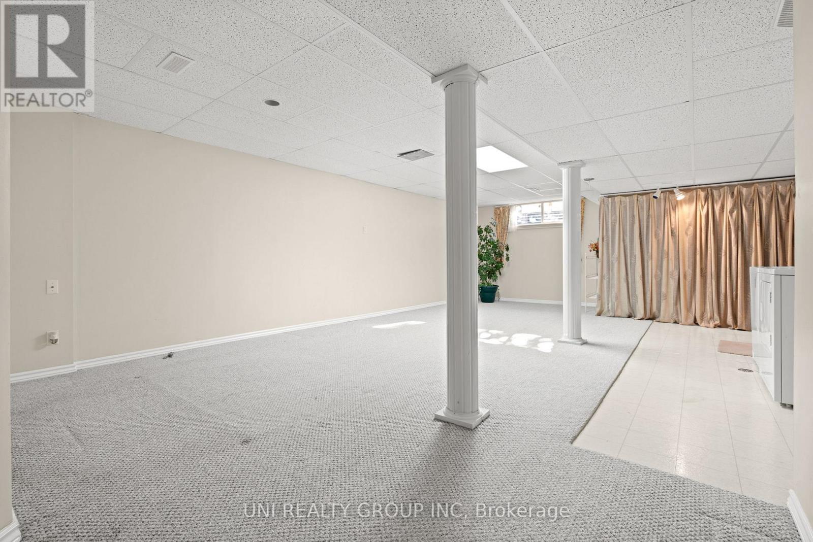1720 Jobin Crescent, Ottawa, ON - Indoor Photo Showing Other Room