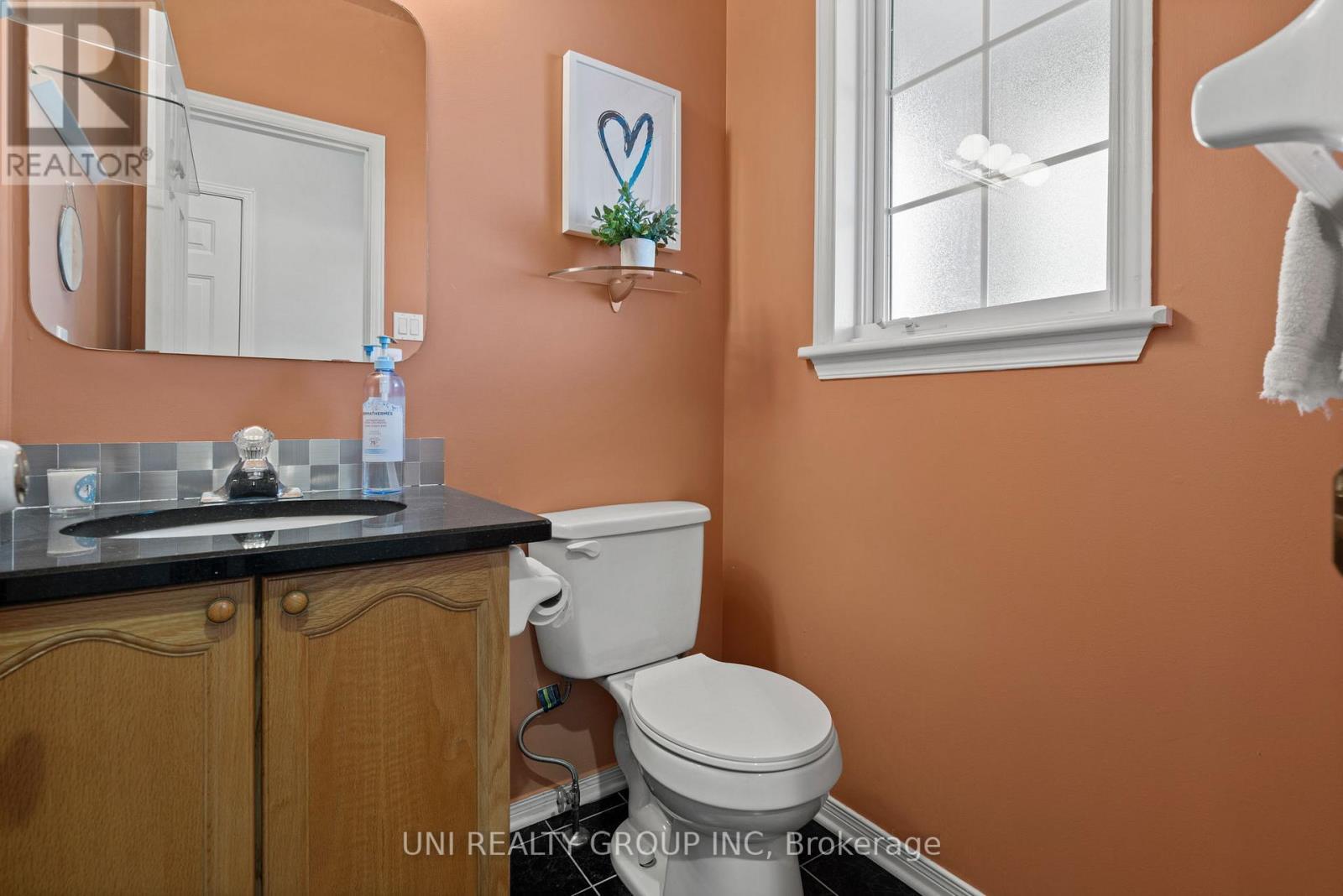 1720 Jobin Crescent, Ottawa, ON - Indoor Photo Showing Bathroom