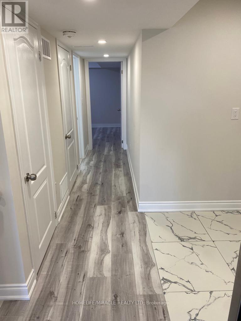 Bsmt - 124 Mincing Trail, Brampton, ON - Indoor Photo Showing Other Room