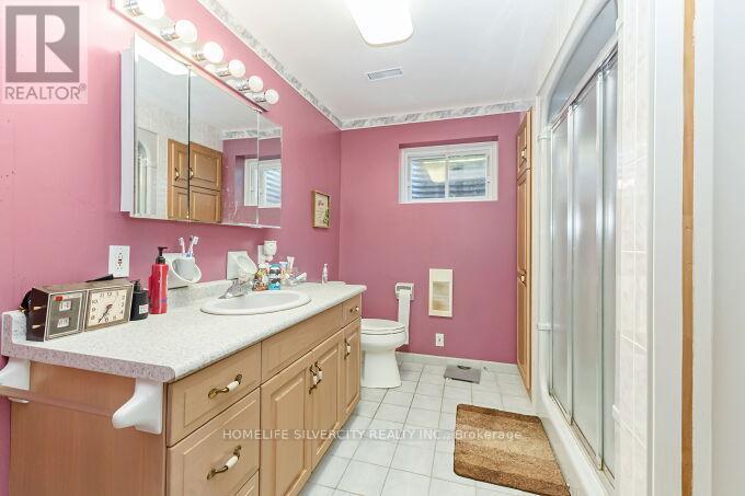 126 Montmorency Drive, Hamilton, ON - Indoor Photo Showing Bathroom