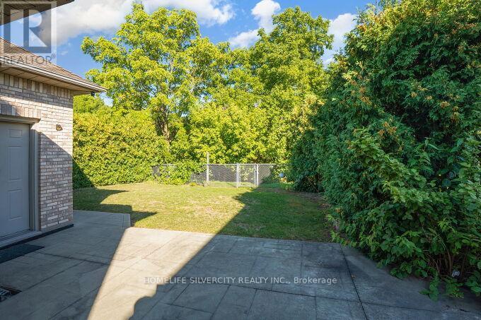 126 Montmorency Drive, Hamilton, ON - Outdoor