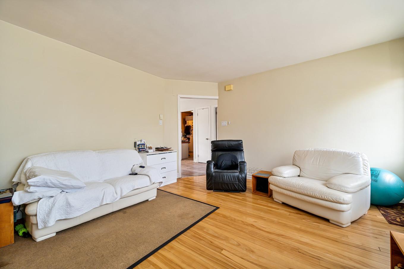 Living room - 5636 - 5638 Rue Mignault, Montréal (Mercier/Hochelaga-Maisonneuve), QC - Indoor Photo Showing Living Room
