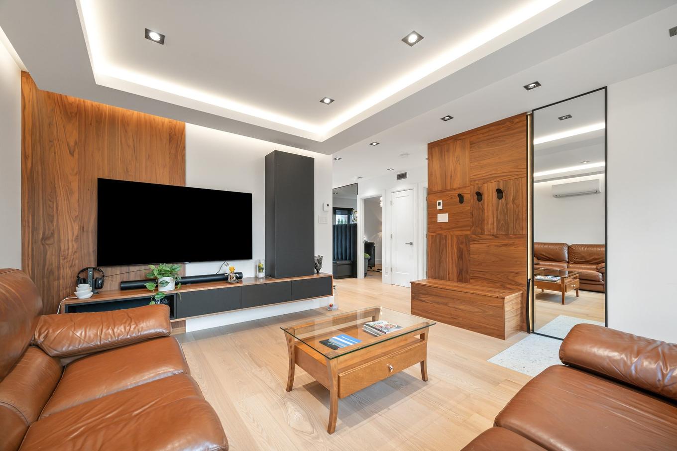 Overall view - 5636 - 5638 Rue Mignault, Montréal (Mercier/Hochelaga-Maisonneuve), QC - Indoor Photo Showing Living Room