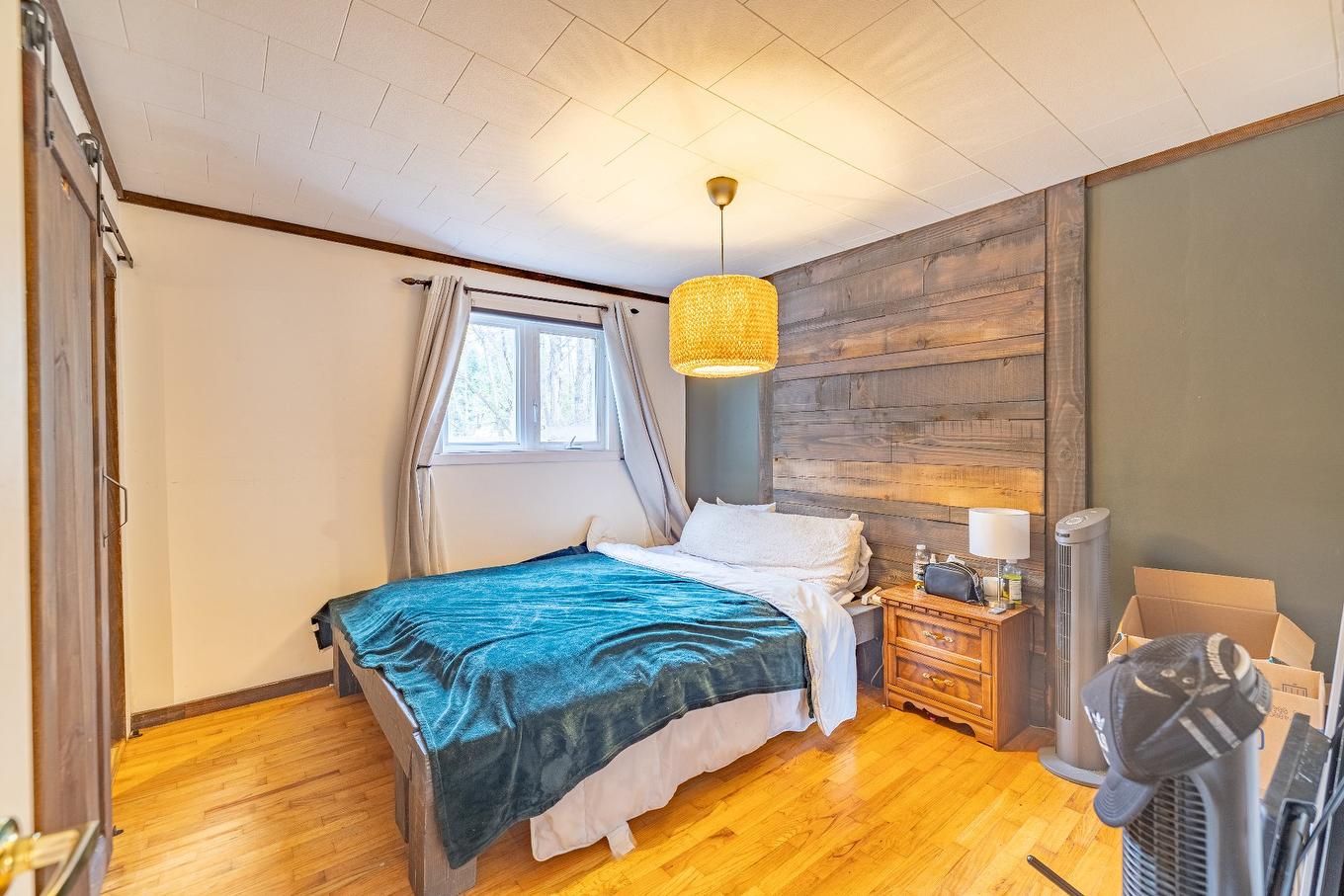 Aerial photo - 194 Ch. Du Ruisseau, Lac-Supérieur, QC - Indoor Photo Showing Bedroom