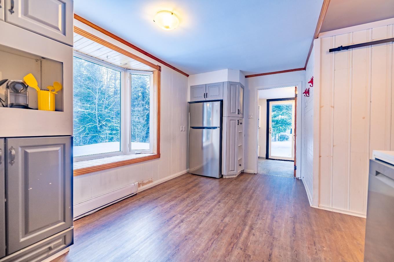 Photo aérienne - 194 Ch. Du Ruisseau, Lac-Supérieur, QC - Indoor Photo Showing Other Room