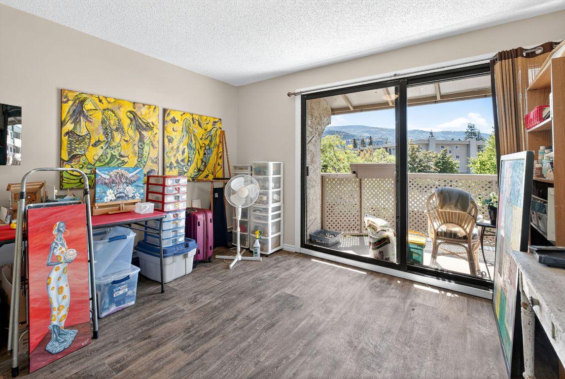 29-310 Yorkton Avenue, Penticton, BC - Indoor