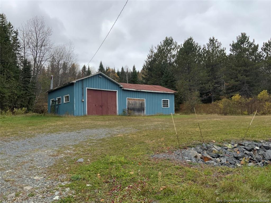 922 Canada Rd, Edmundston, NB