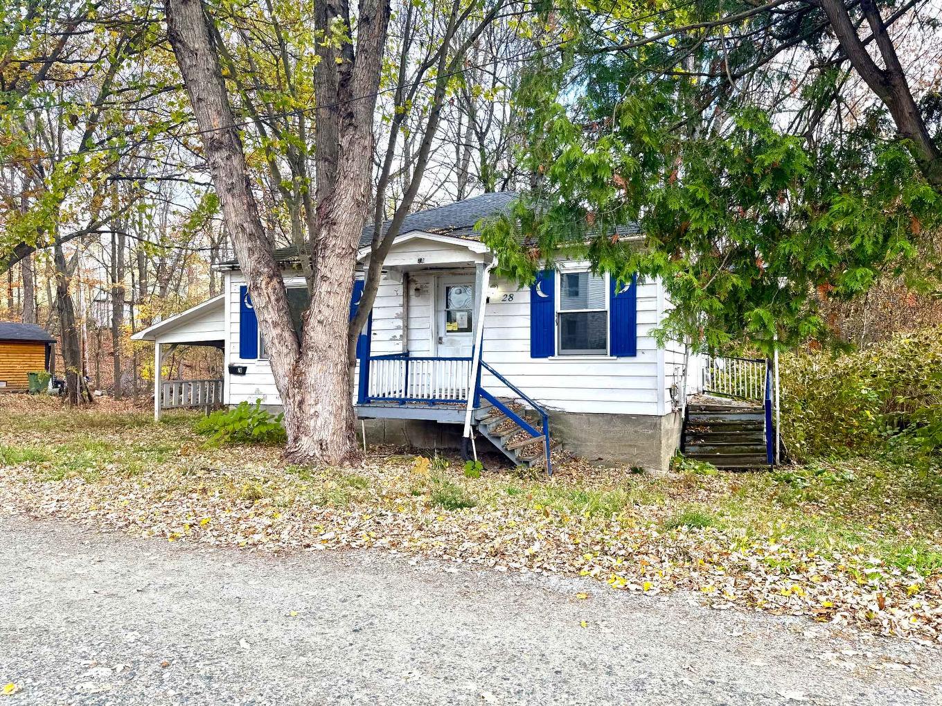 Frontage - 28 Crois. Downs, Sherbrooke (Lennoxville), QC - Outdoor