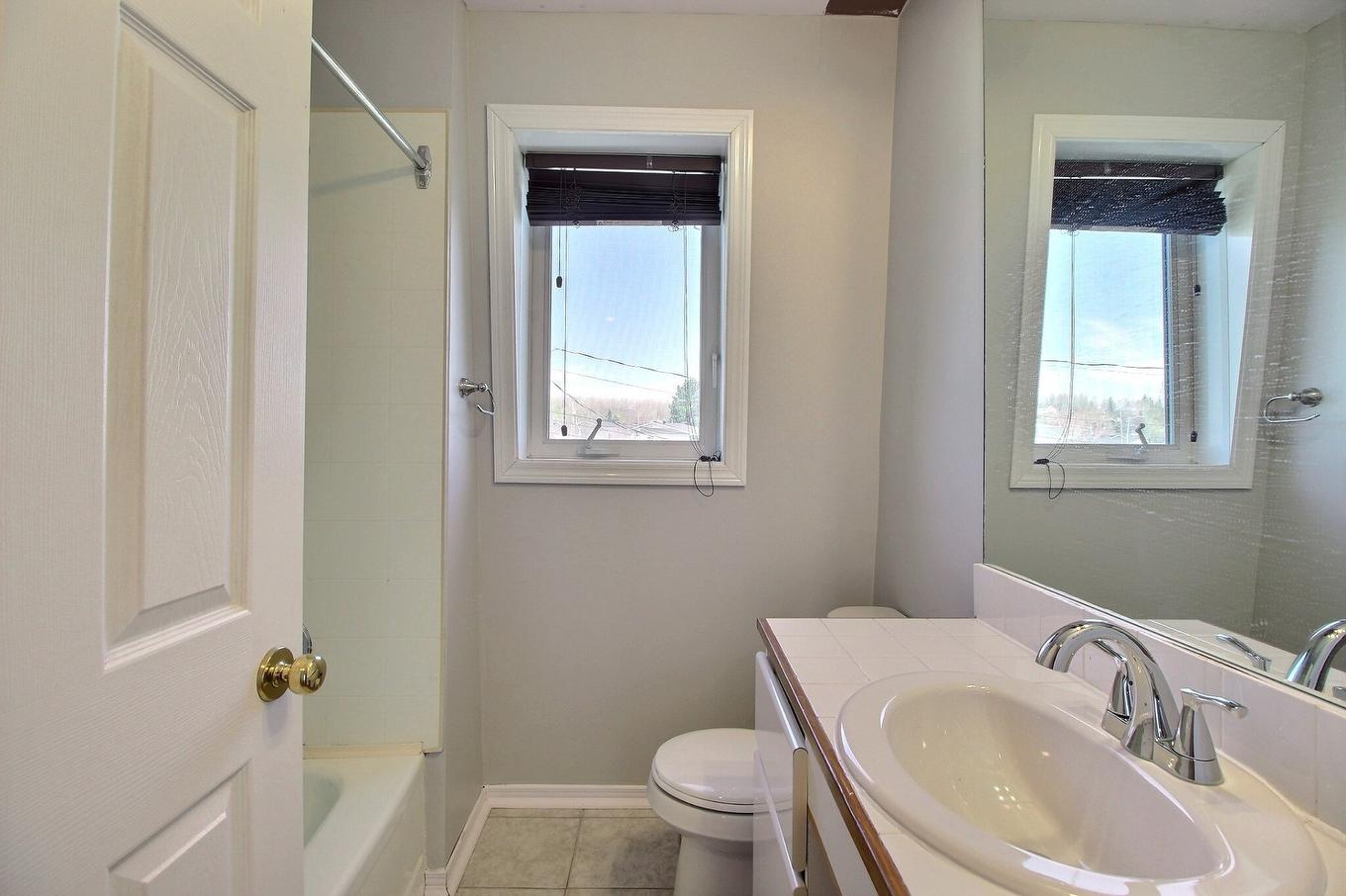 Bathroom - 37 Place Noyelle, Lebel-Sur-Quévillon, QC - Indoor Photo Showing Bathroom