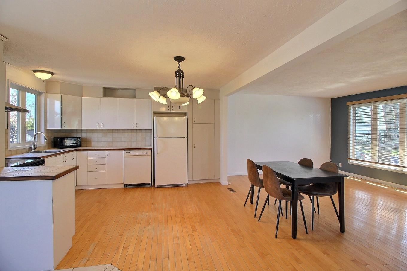 Overall view - 37 Place Noyelle, Lebel-Sur-Quévillon, QC - Indoor