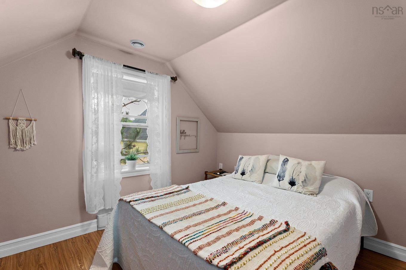 135 West River Road, Pictou, NS