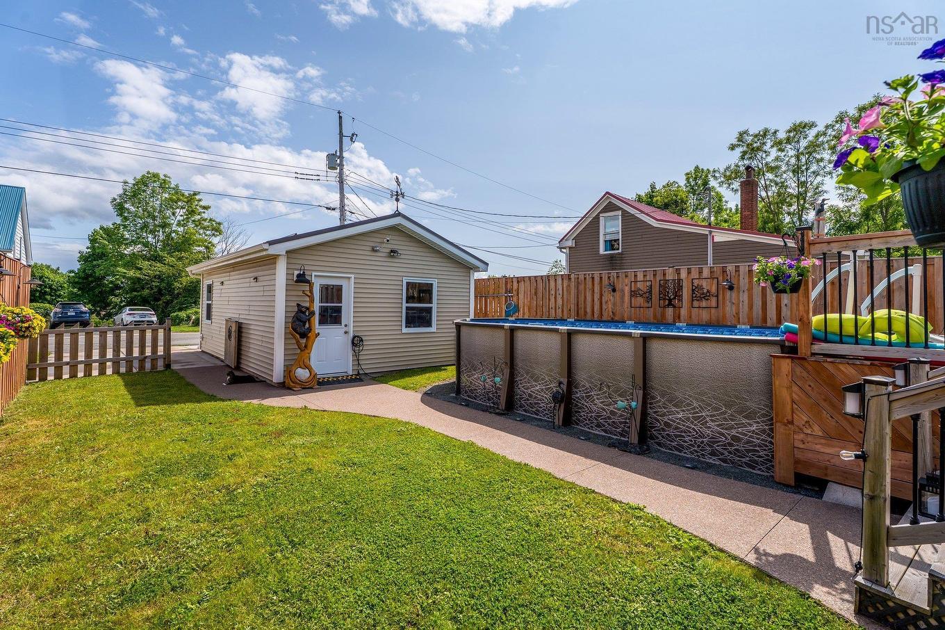 135 West River Road, Pictou, NS