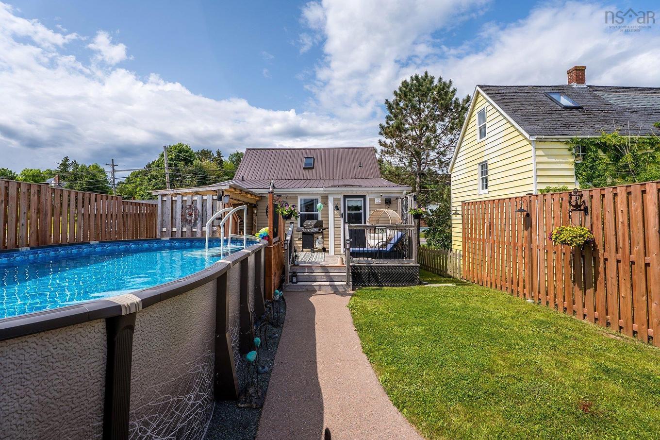 135 West River Road, Pictou, NS