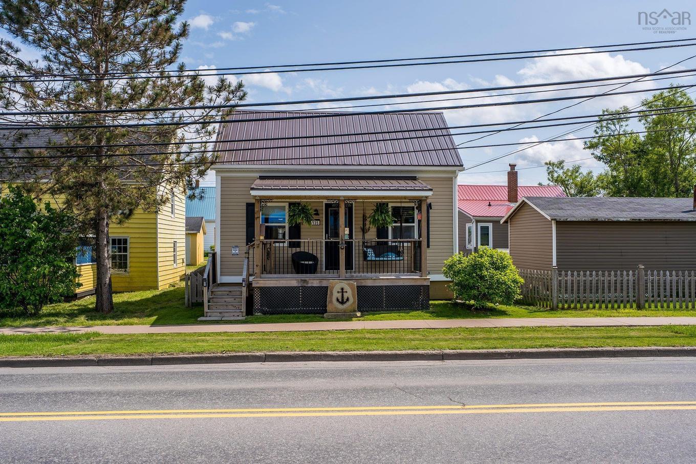 135 West River Road, Pictou, NS