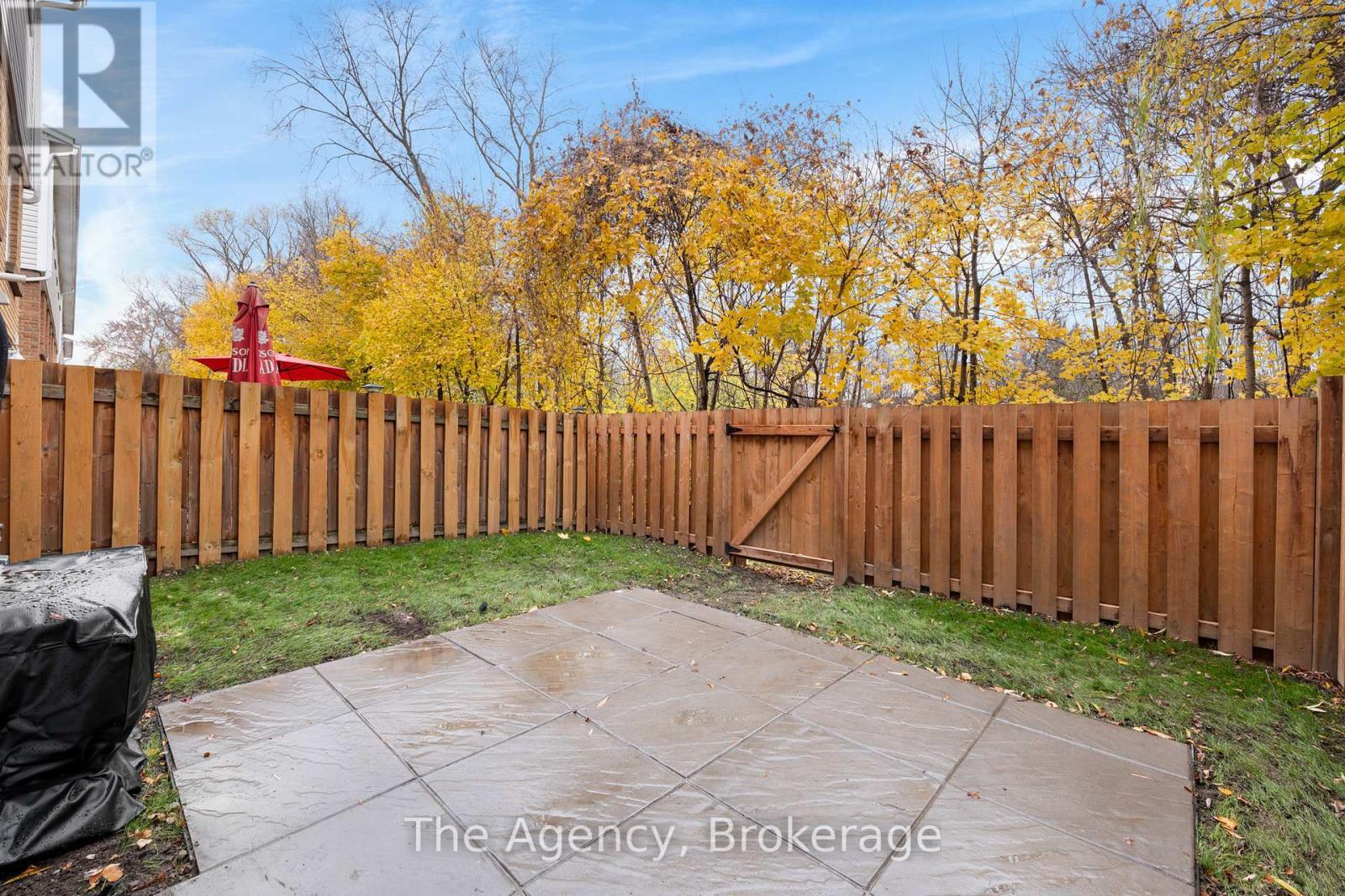 42 - 286 Cushman Road, St. Catharines (Carlton/Bunting), ON - Outdoor