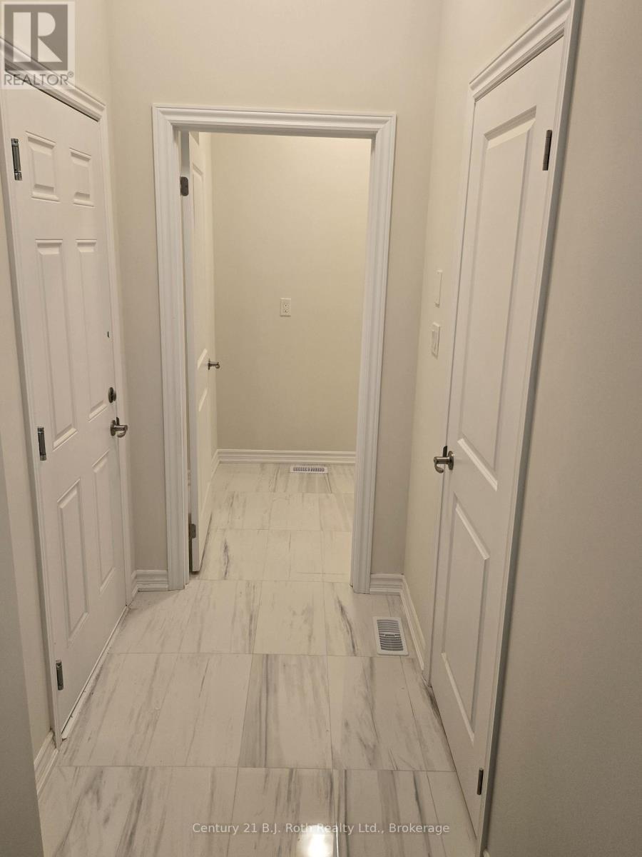 Laundry Room - 115 Beechwood Forest Lane, Gravenhurst (Muskoka (S)), ON - Indoor Photo Showing Other Room