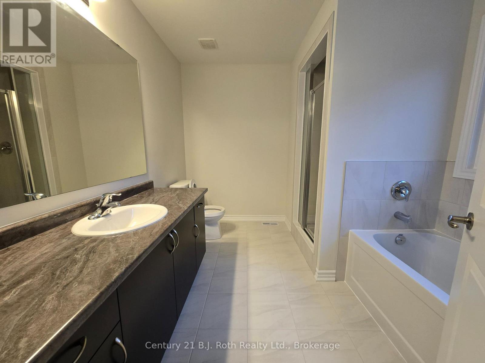 Primary Bedroom Bathroom - 115 Beechwood Forest Lane, Gravenhurst (Muskoka (S)), ON - Indoor Photo Showing Bathroom