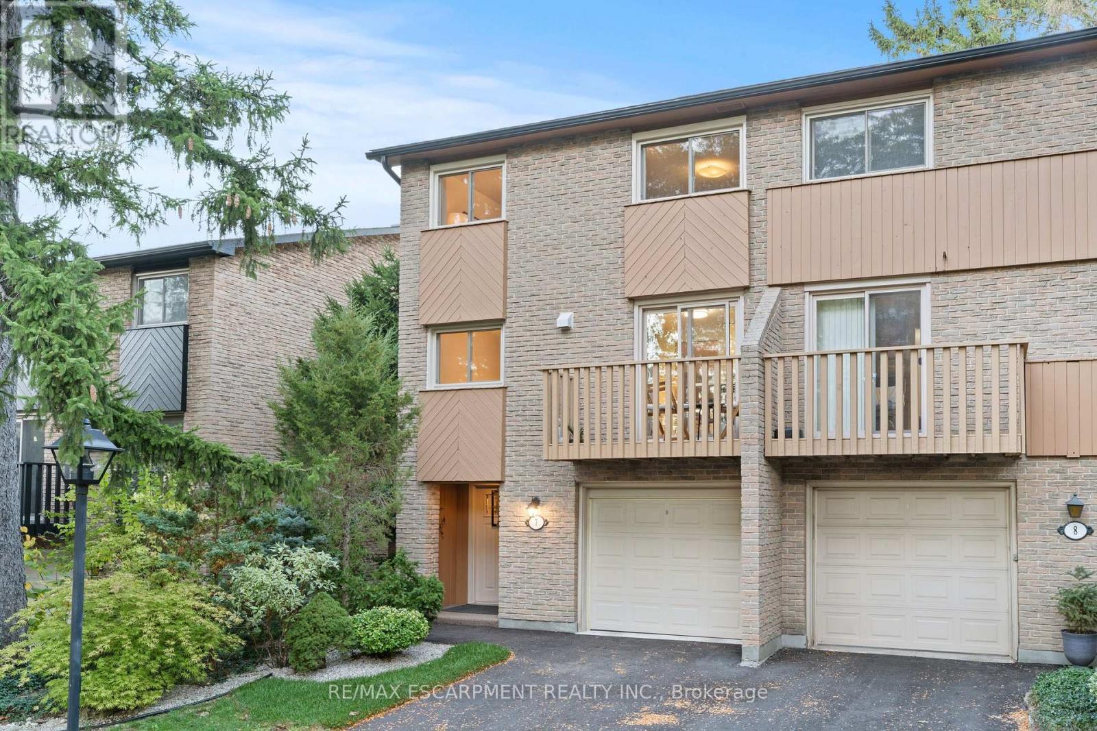 7 - 1967 Main Street W, Hamilton, ON - Outdoor With Exterior