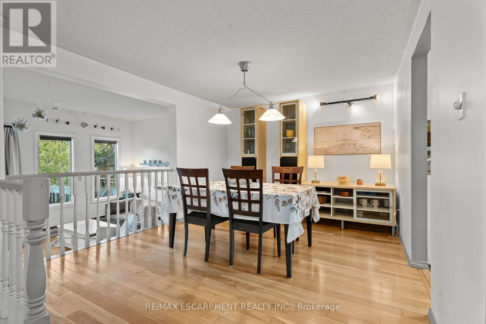 7 - 1967 Main Street W, Hamilton, ON - Indoor Photo Showing Dining Room