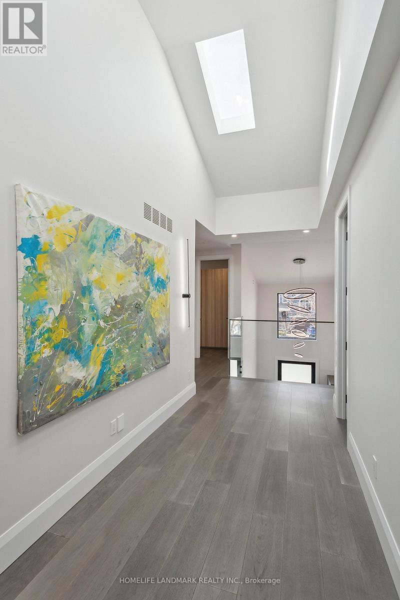 37 Wanita Road, Mississauga, ON - Indoor Photo Showing Other Room