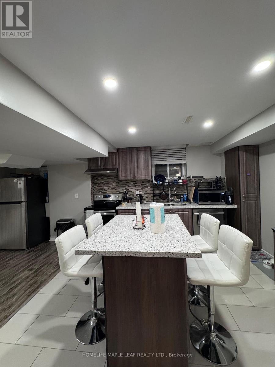 Bsmt - 10 Templeton Court, Brampton, ON - Indoor