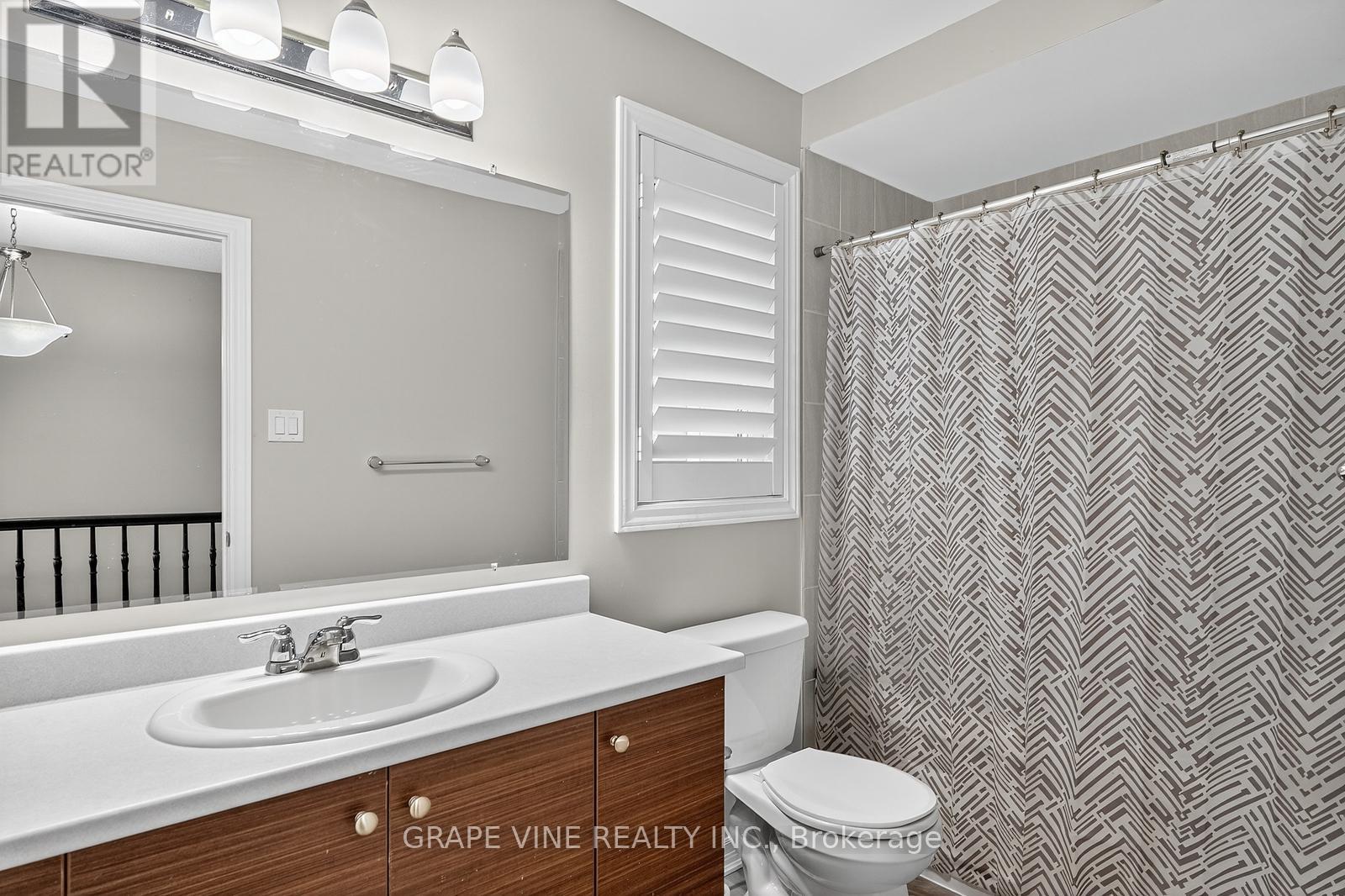 72 Remora Way, Ottawa, ON - Indoor Photo Showing Bathroom