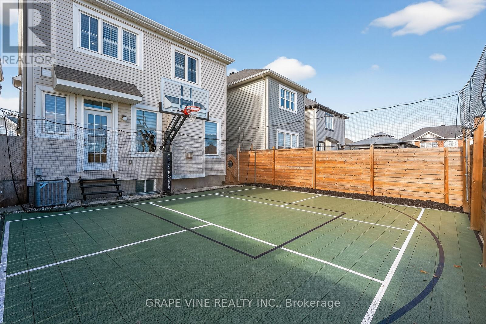 72 Remora Way, Ottawa, ON - Outdoor