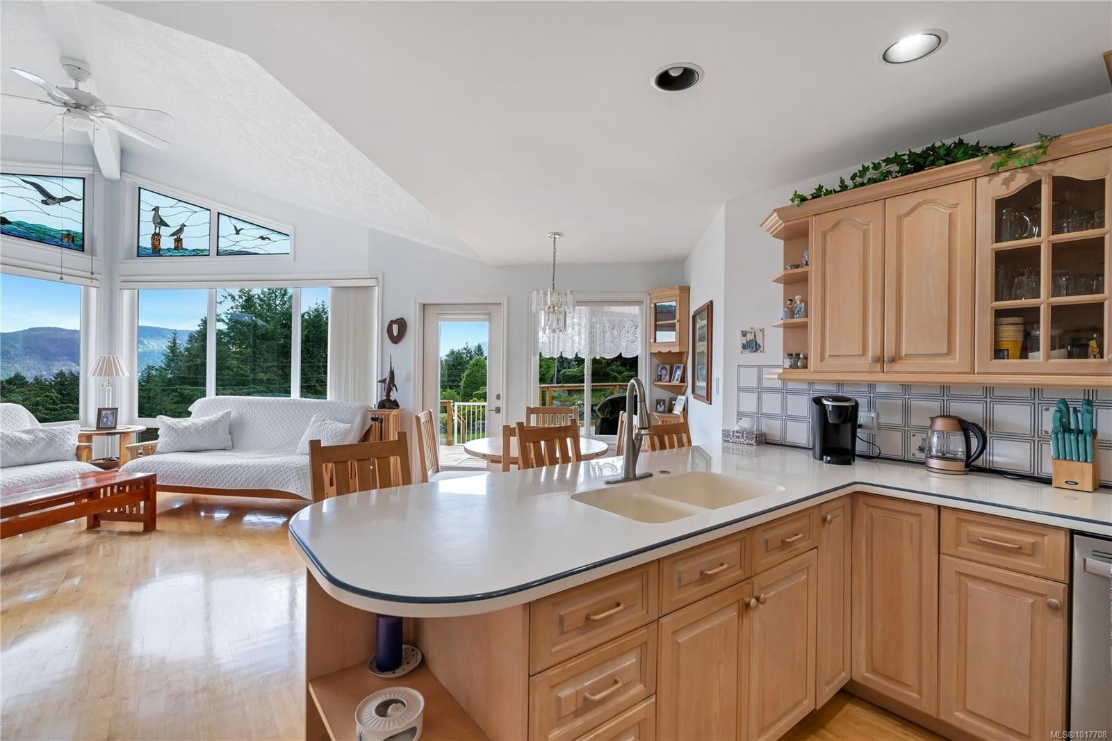 6572 Bird'S Eye Dr, Duncan, BC