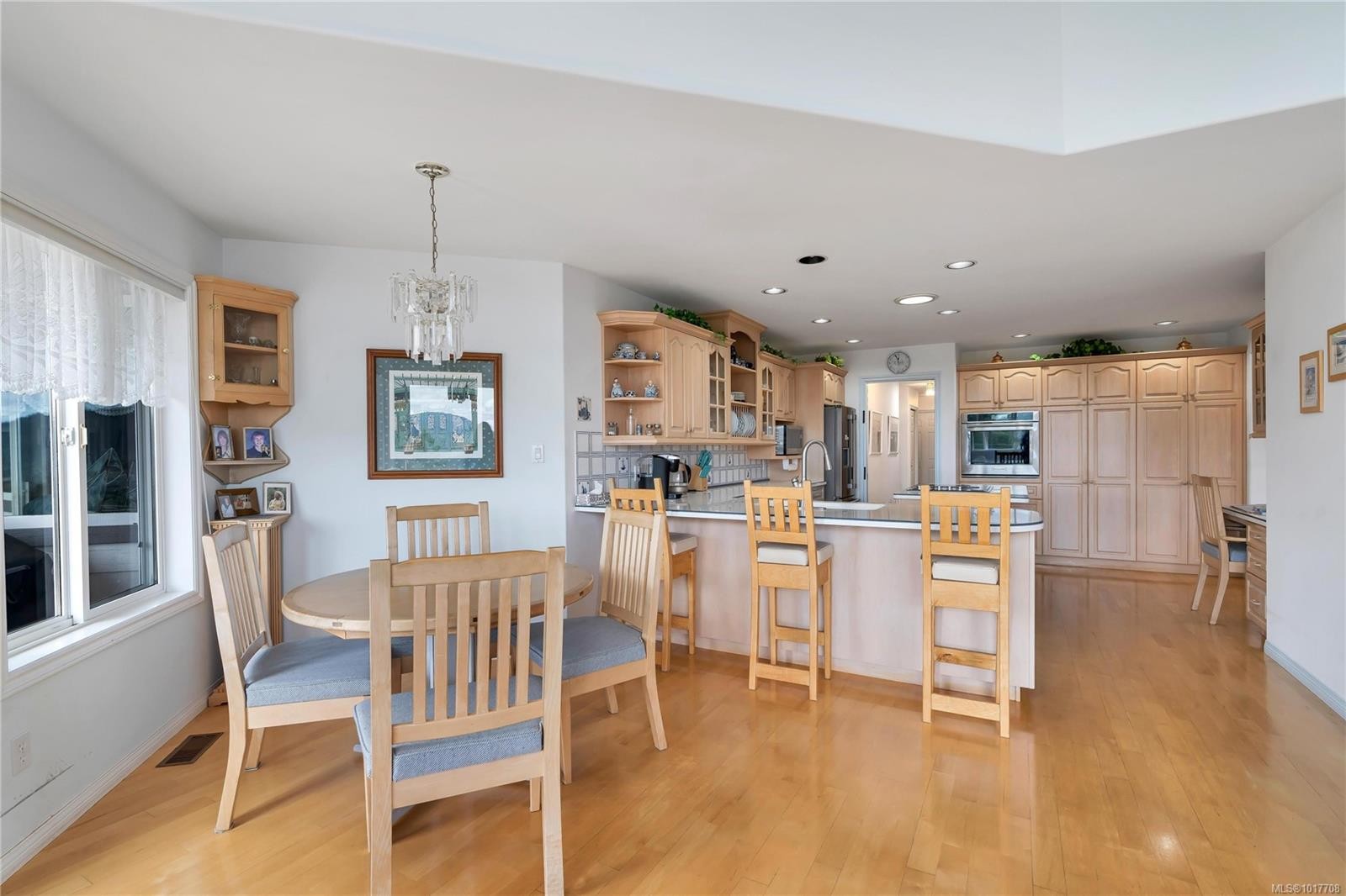 6572 Bird'S Eye Dr, Duncan, BC