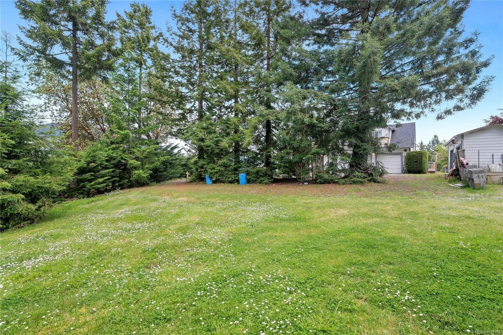 6572 Bird'S Eye Dr, Duncan, BC