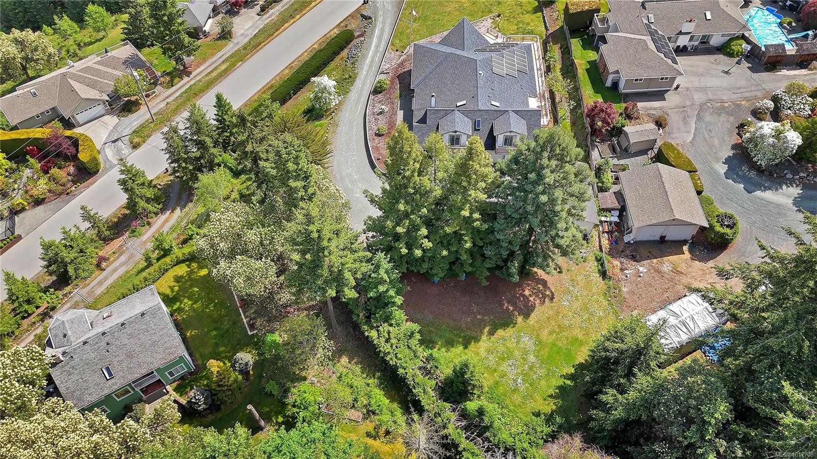 6572 Bird'S Eye Dr, Duncan, BC