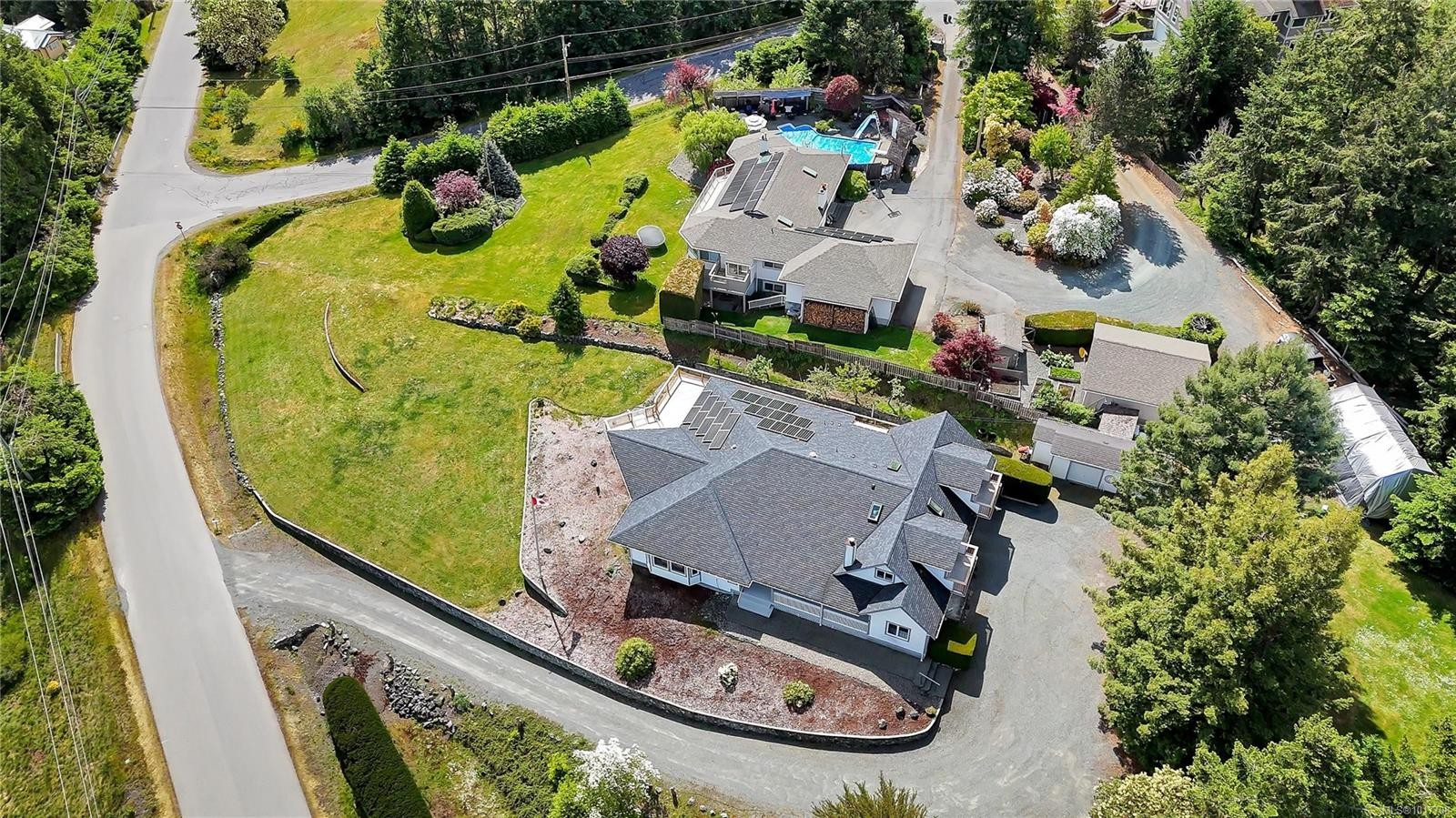 6572 Bird'S Eye Dr, Duncan, BC