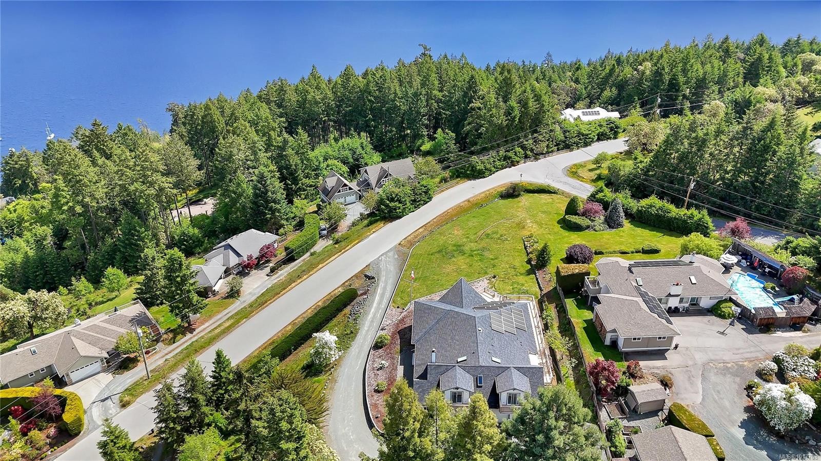 6572 Bird'S Eye Dr, Duncan, BC
