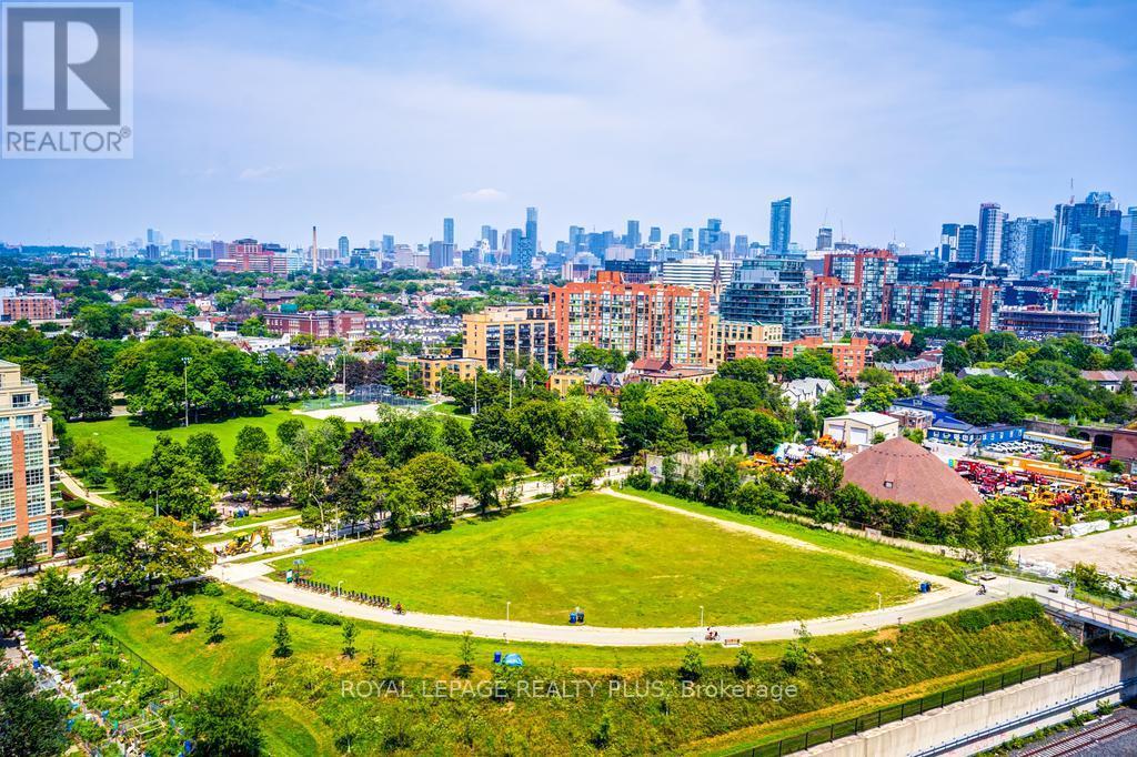 1407 - 50 Ordnance Street, Toronto, ON - Outdoor With View