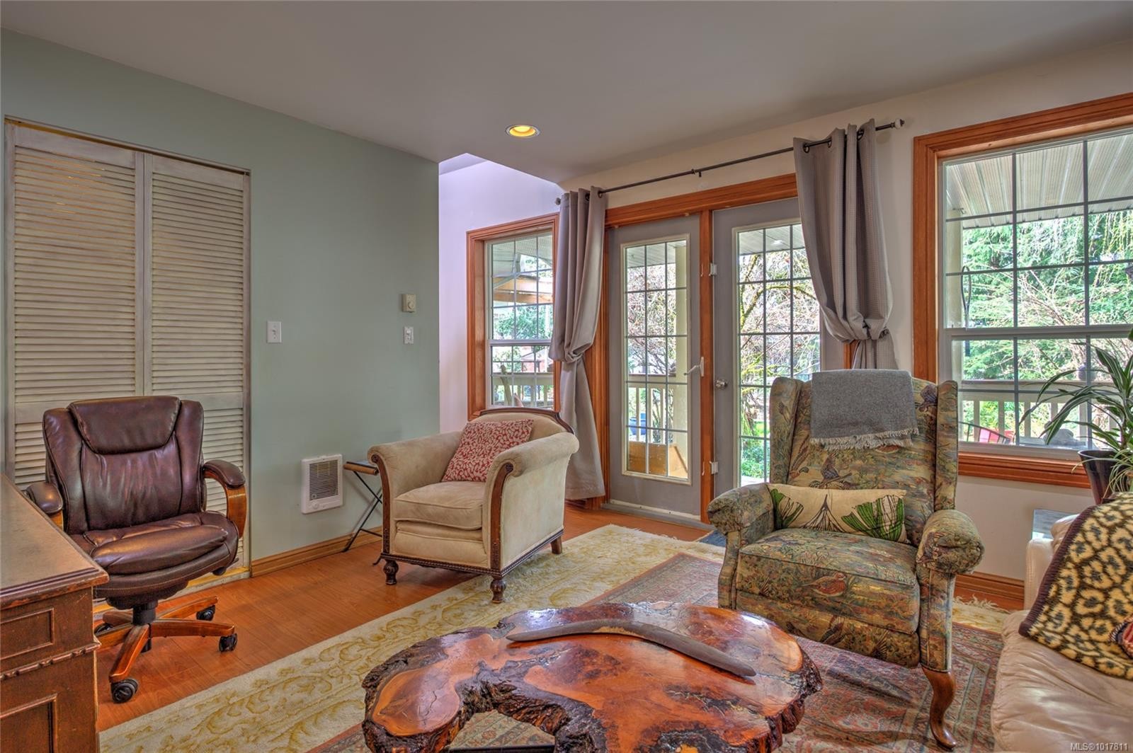 7777 Sunset Dr, Lake Cowichan, BC