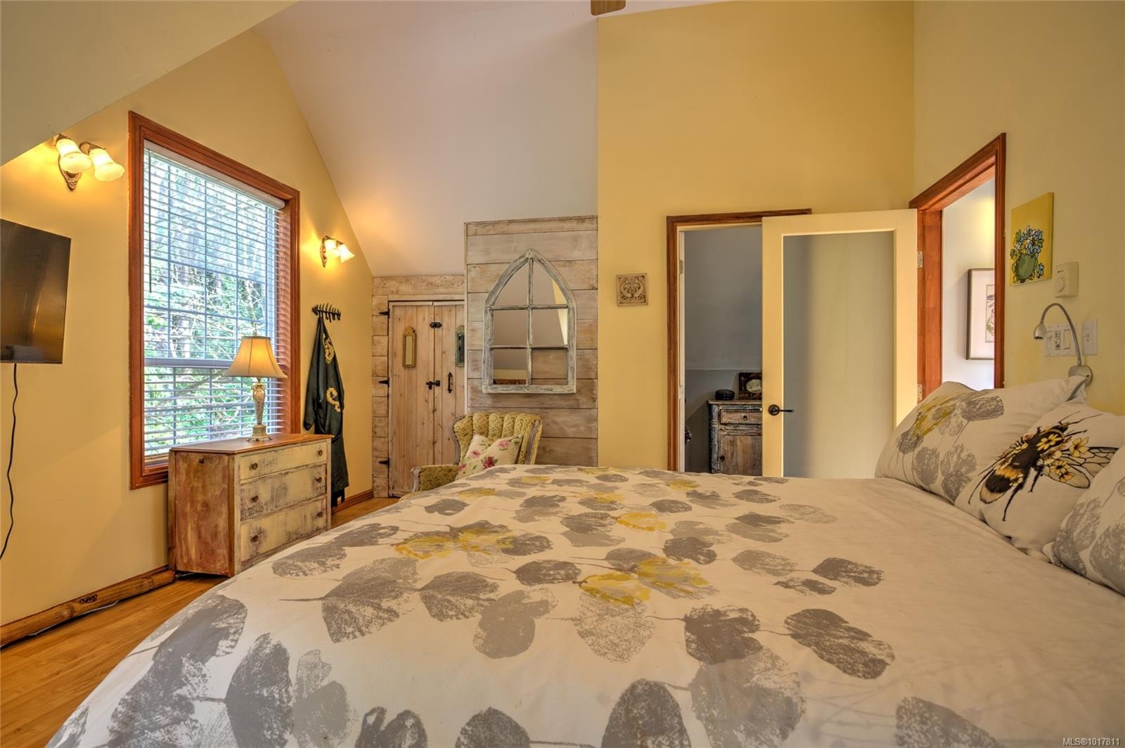 7777 Sunset Dr, Lake Cowichan, BC